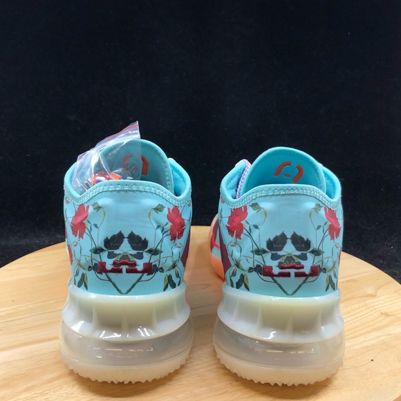 Nike LeBron XVIII 18 Low Mimi Plange Daughters Floral CV7562 400 Mens Sizes - Picture 6 of 10